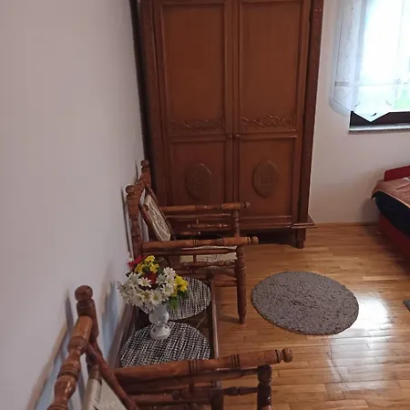 Eno Ivisovo Greblje
